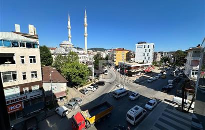 Çekmeköy Alemdağ Merkezde Satılık Ofis Katı