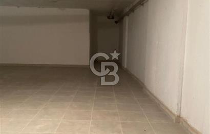 Kurumsala Özel Kapsamlı Kullanım Alanına Sahip 400+300m2 Kiralık Dükkan