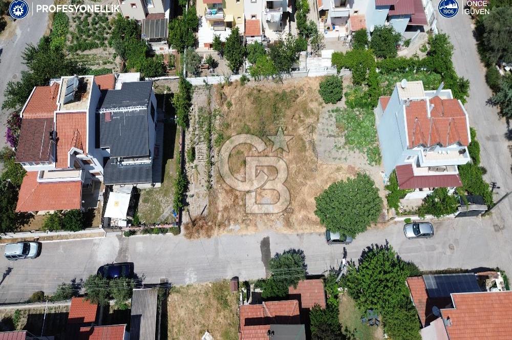 Karaburun Mordoğan Merkez'de Villa İmarlı 200 m2 Arsa