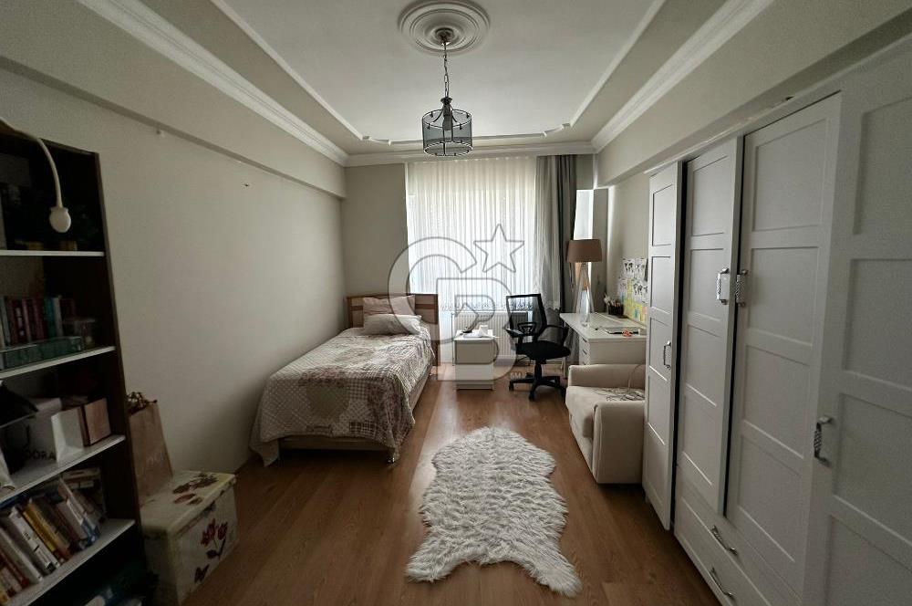 CEVATPAŞA MH.SİTE İÇİNDE KISMİ BOĞAZ MANZARALI 3+1 SATILIK DAİRE