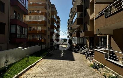 CEVATPAŞA MH.SİTE İÇİNDE KISMİ BOĞAZ MANZARALI 3+1 SATILIK DAİRE