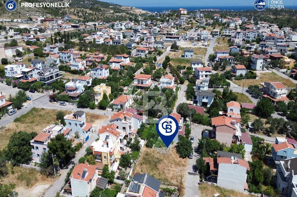 Karaburun Mordoğan Merkez'de Villa İmarlı 200 m2 Arsa