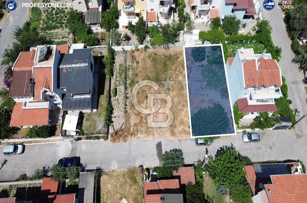 Karaburun Mordoğan Merkez'de Villa İmarlı 200 m2 Arsa