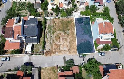 Karaburun Mordoğan Merkez'de Villa İmarlı 200 m2 Arsa