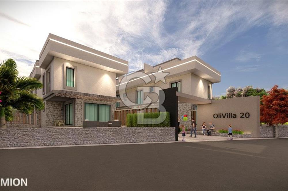 Çandarlı merkezde havuzlu sitede satılık villa