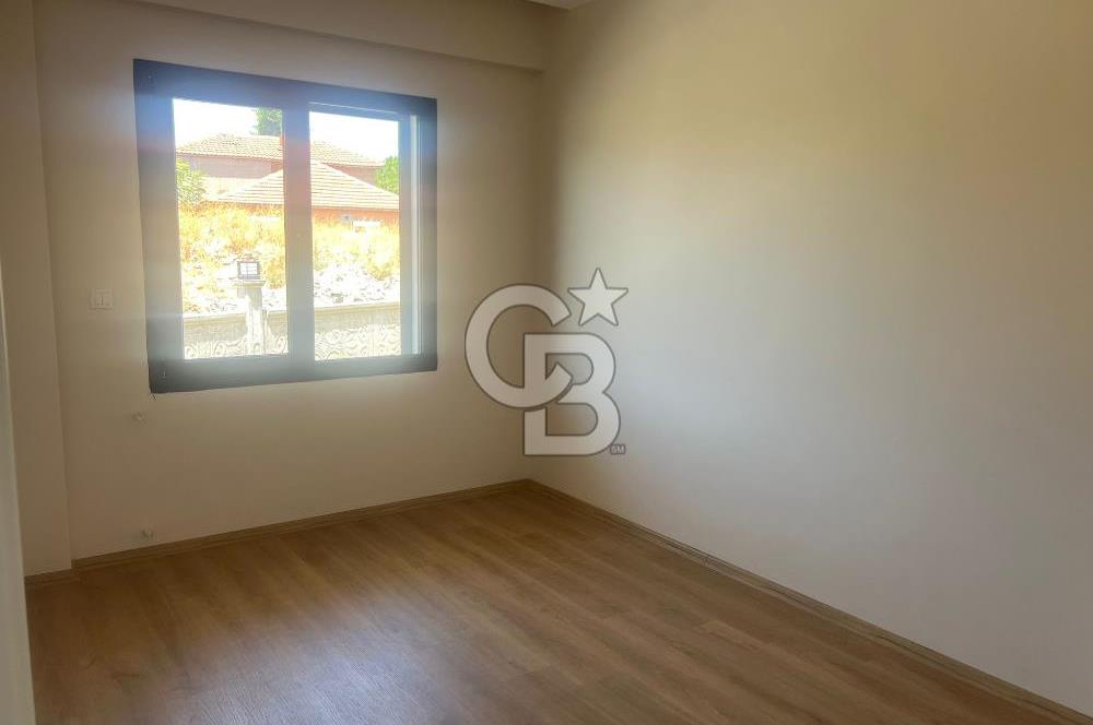 Foça Kazım Dirik Mahallesi 2+1 Kapalı Mutfak Kiralık Daire