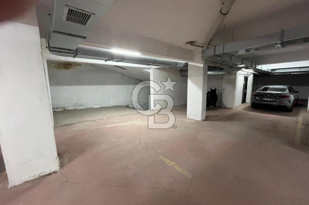 Esenevler'de Kapalı Otoparklı Asansörlü 2+1 Kiralık Daire