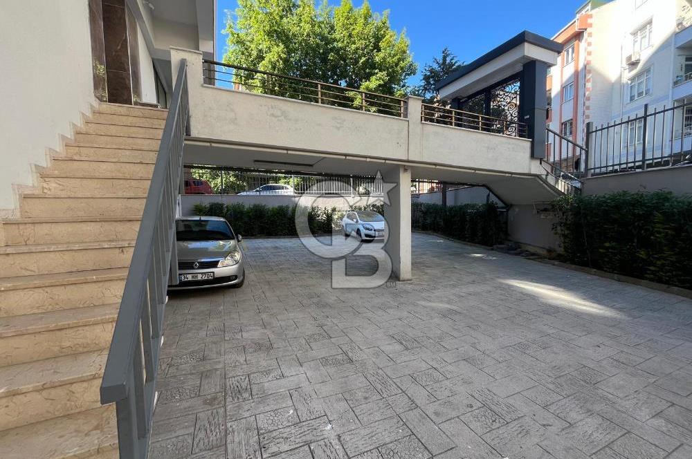 Esenevler'de Kapalı Otoparklı Asansörlü 2+1 Kiralık Daire