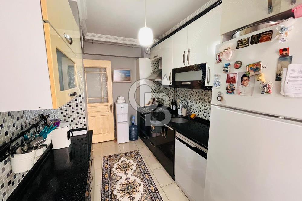 ŞEMİKLERDE İZBAN YAKINI ÇİFT CEPHE SATILIK 2+1 DAİRE 