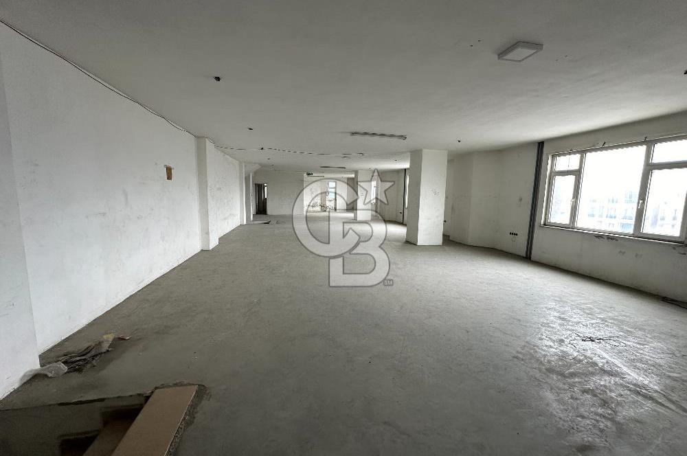 Beylikdüzü OSB Kiralık 1.830m2 Fabrika Depo Giriş Kat