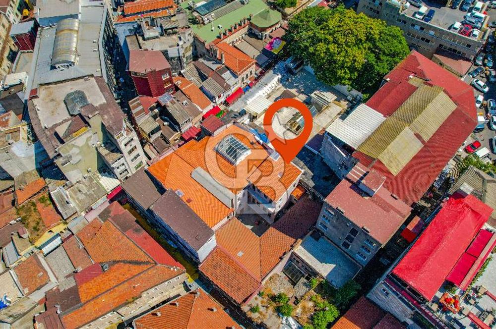 Kiralık uzunçarşı tanburacı han 3 katlı bina