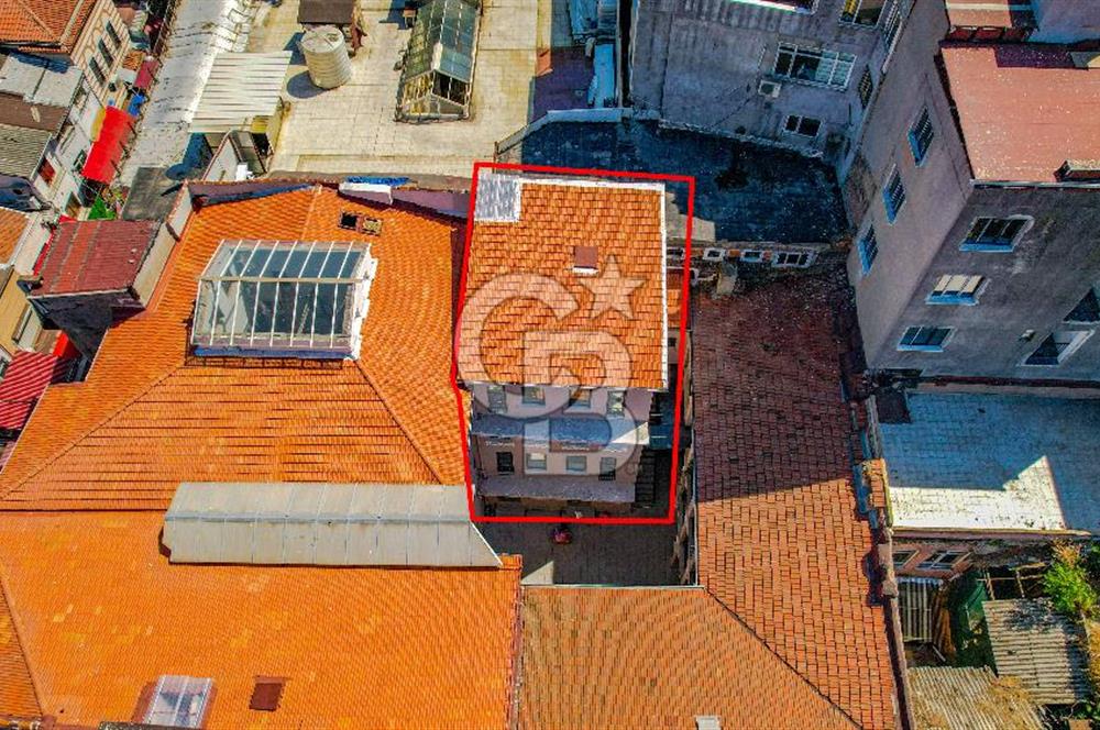 Kiralık uzunçarşı tanburacı han 3 katlı bina