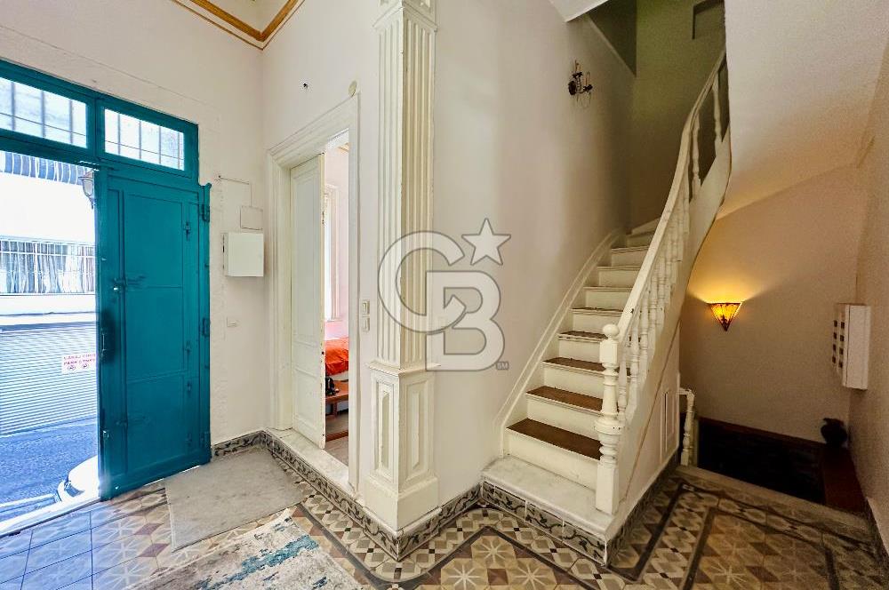 GÜZELYALIDA SATILIK TARİHİ RUM EVİ