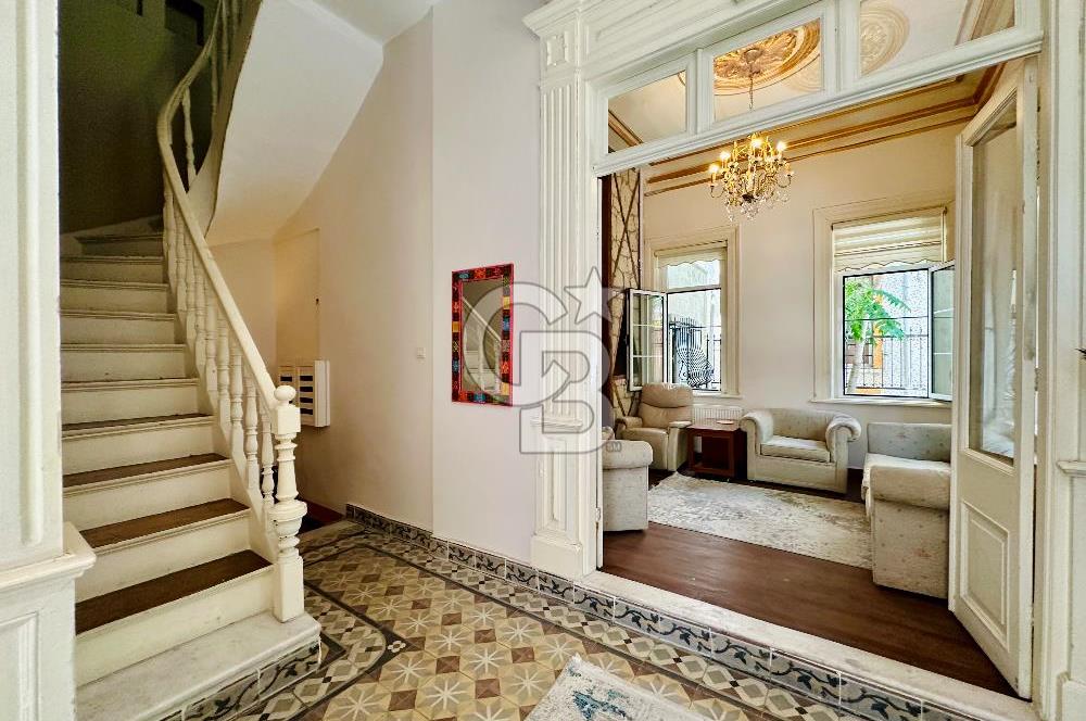 GÜZELYALIDA SATILIK TARİHİ RUM EVİ