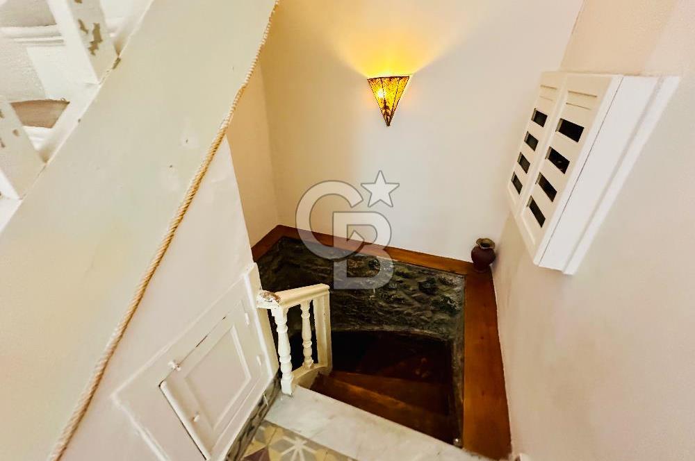 GÜZELYALIDA SATILIK TARİHİ RUM EVİ