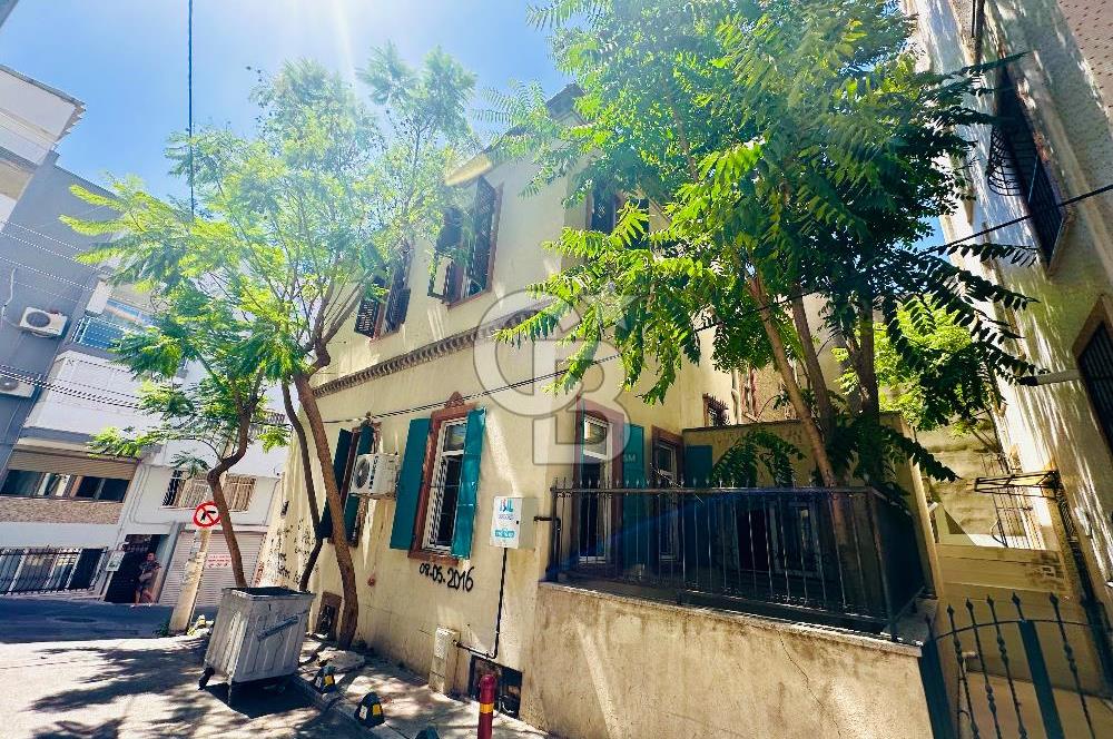 GÜZELYALIDA SATILIK TARİHİ RUM EVİ