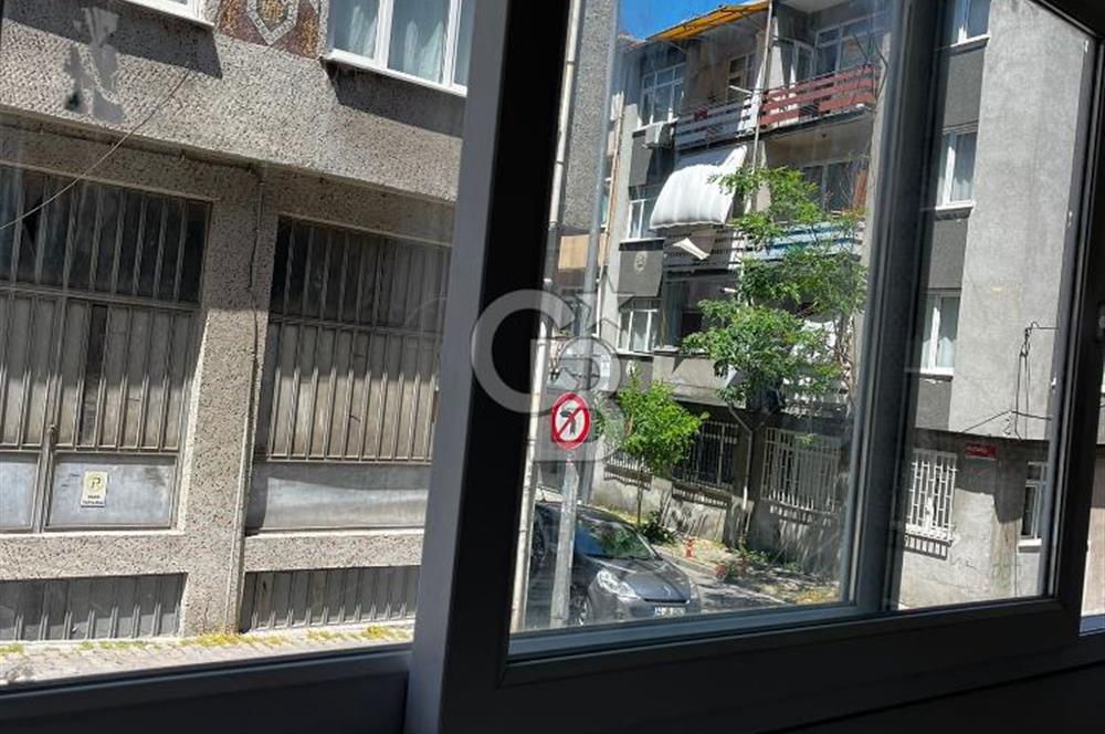 Bayrampaşa Yenidoğan Mahallesin'de Satılık 2+1 Daire