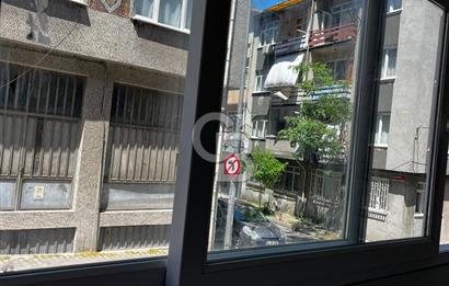 Bayrampaşa Yenidoğan Mahallesin'de Satılık 2+1 Daire