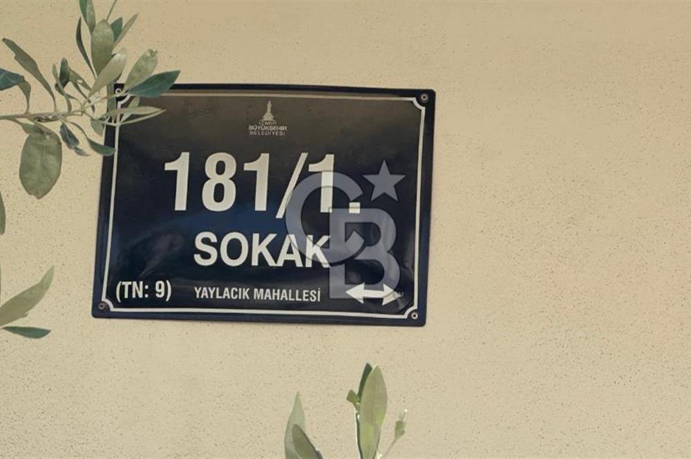 Buca Yaylacık Mahallesi'nde 280 m², Ferah ve Lüks 3+1 Daire