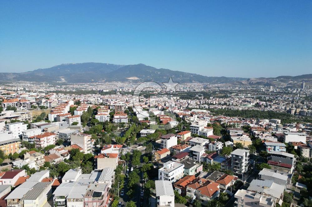 BORNOVA ATATÜRK MAHALLESİ HÜRRİYET CADDESİ ÜZERİNDE SATILIK KÖŞEBAŞI ARSA