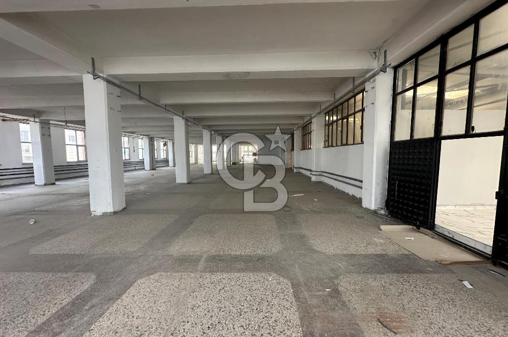 Beylikdüzü OSB Kiralık Fabrika Depo 1.000m Asansör ve Calaskarlı