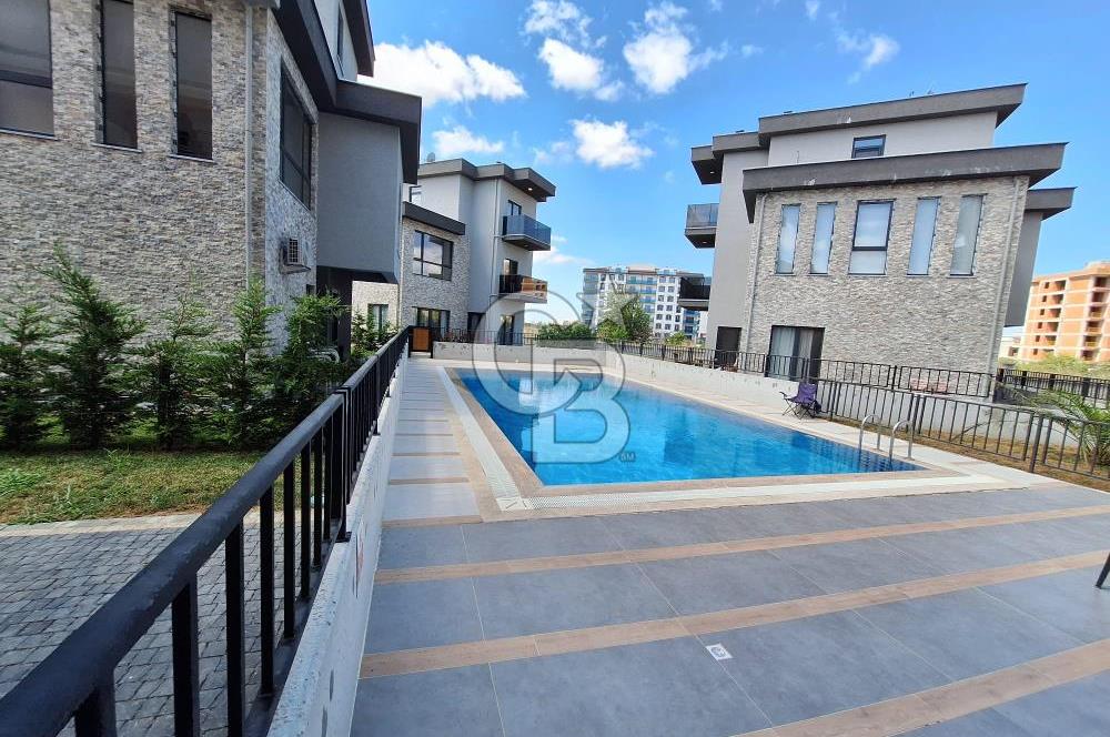 ÇANAKKALE ESENLER'DE HAVUZLU LÜKS SİTEDE 3+1 SATILIK DAİRE