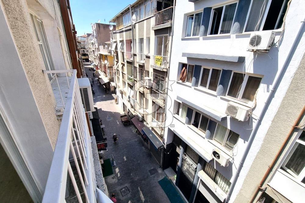 KARŞIYAKA ÇARŞI MERKEZDE 2+1 ÇİFT CEPHE SATILIK DAİRE 100 M2 NET