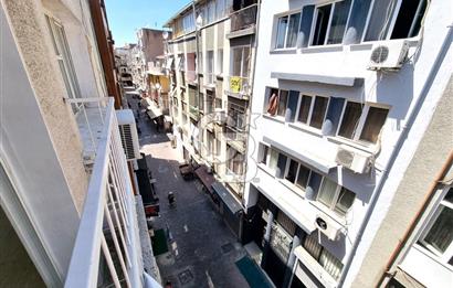 KARŞIYAKA ÇARŞI MERKEZDE 2+1 ÇİFT CEPHE SATILIK DAİRE 100 M2 NET