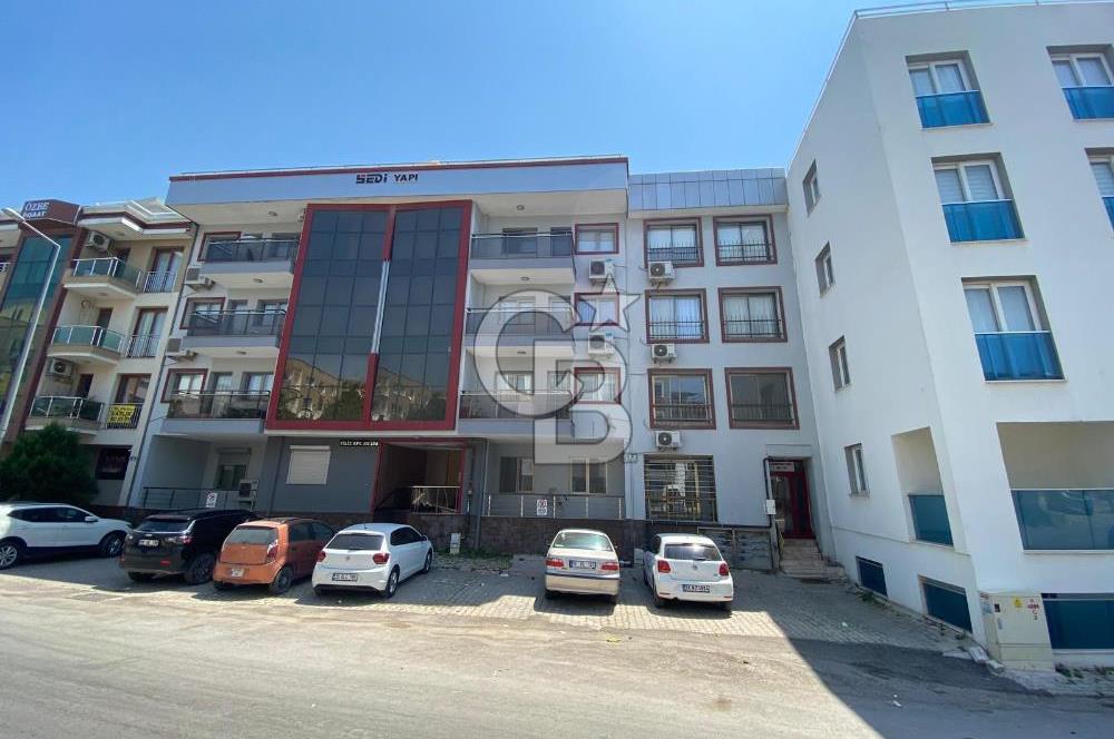 BAYRAKLI TURAN'DA MÜKEMMEL DENİZ MANZARALI 2+1 SATILIK DAİRE