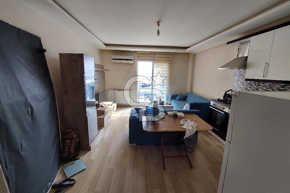 BORNOVA KIZILAY MAHALLESİNDE ARA KAT SATILIK EŞYALI 1+1 DAİRE