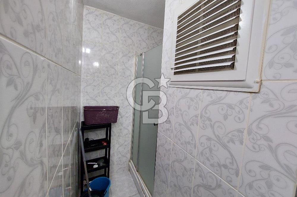 BORNOVA KIZILAY MAHALLESİNDE ARA KAT SATILIK EŞYALI 1+1 DAİRE