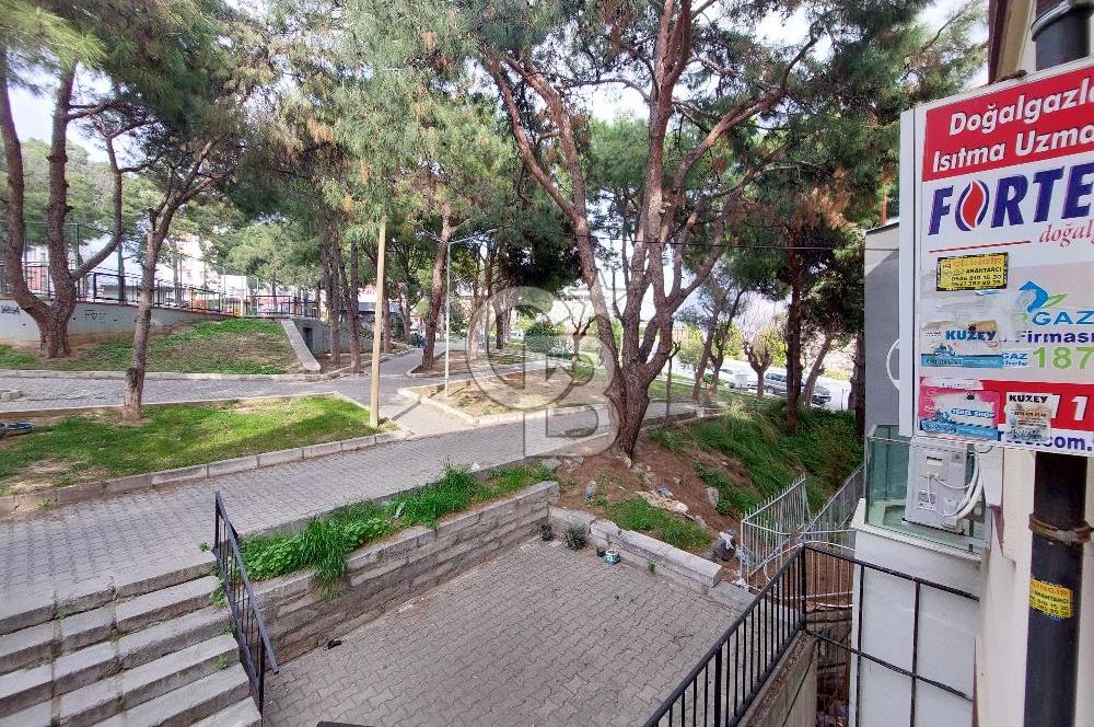 BORNOVA KIZILAY MAHALLESİNDE ARA KAT SATILIK EŞYALI 1+1 DAİRE