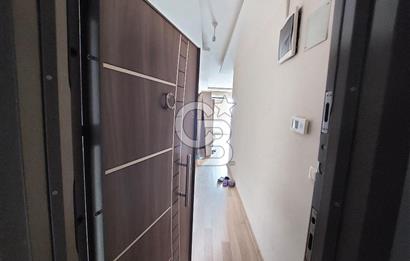 BORNOVA KIZILAY MAHALLESİNDE ARA KAT SATILIK EŞYALI 1+1 DAİRE