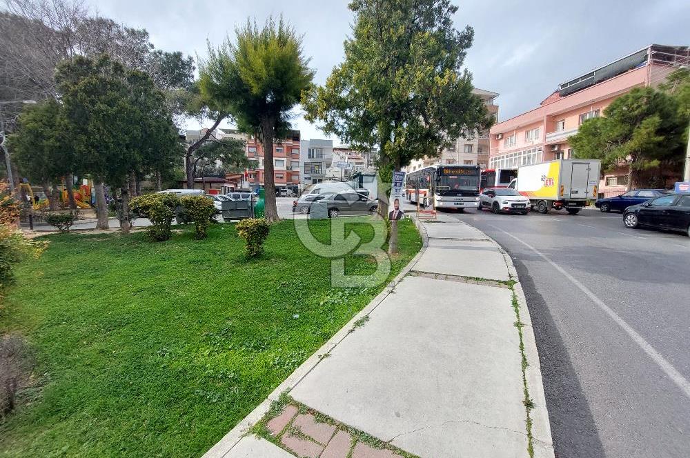 BORNOVA KIZILAY MAHALLESİNDE ARA KAT SATILIK EŞYALI 1+1 DAİRE