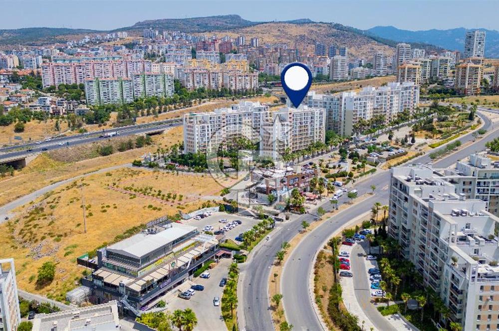 Karşıyaka Soyak Oxygen'de 1+1 Körfez Manzaralı Satılık Daire