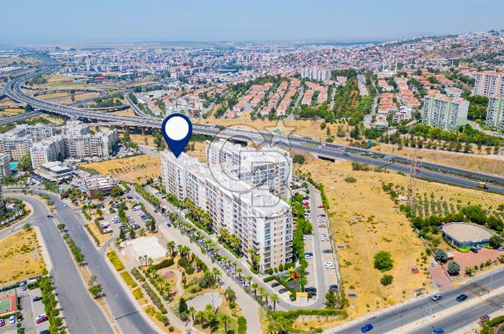 Karşıyaka Soyak Oxygen'de 1+1 Körfez Manzaralı Satılık Daire