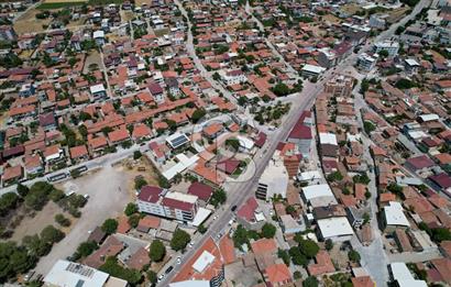 KINIK MERKEZDE SIFIR BİNADA GENİŞ CEPHELİ DEPOLU DÜKKAN 