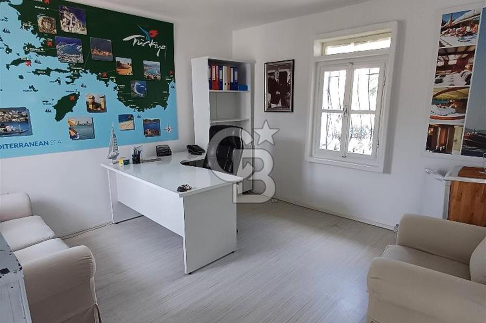 Bodrum Eskiçeşme Anayola Sıfır Havuzlu Satılık Villa-İşyeri