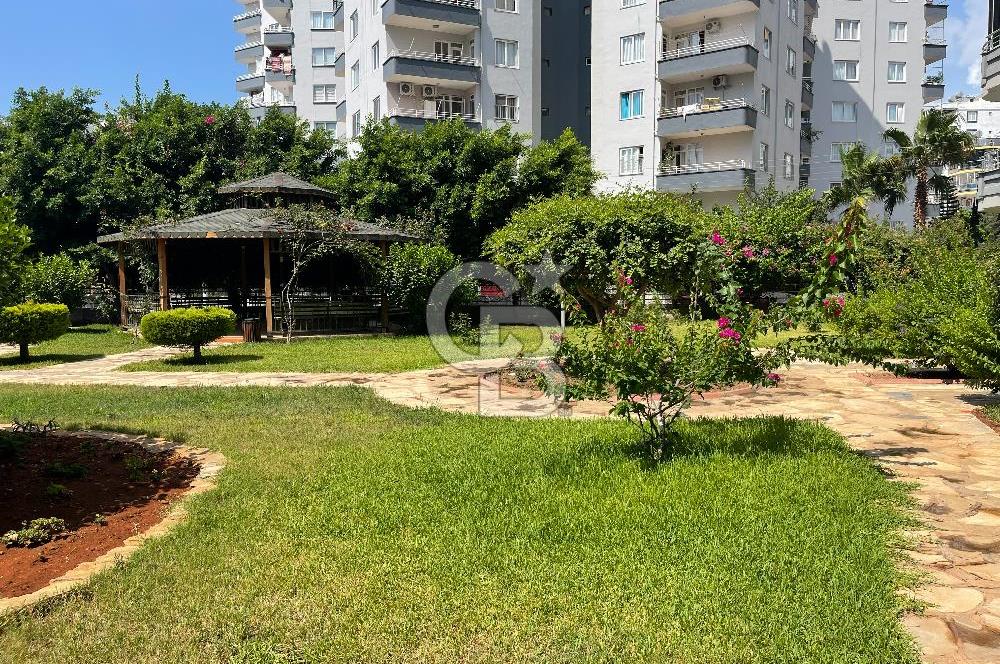 Mersin Mezitli Menderes Mah. Geniş 4+1 Yıldız Plaza Satılık,