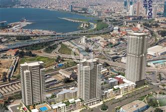 Megapol İzmir Rezidans Projesinde Manzaralı 1+1 Satılık