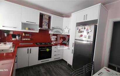 GÖZTEPE MERKEZDE DİNÇ BİNADA SATILIK 3+1 DAİRE