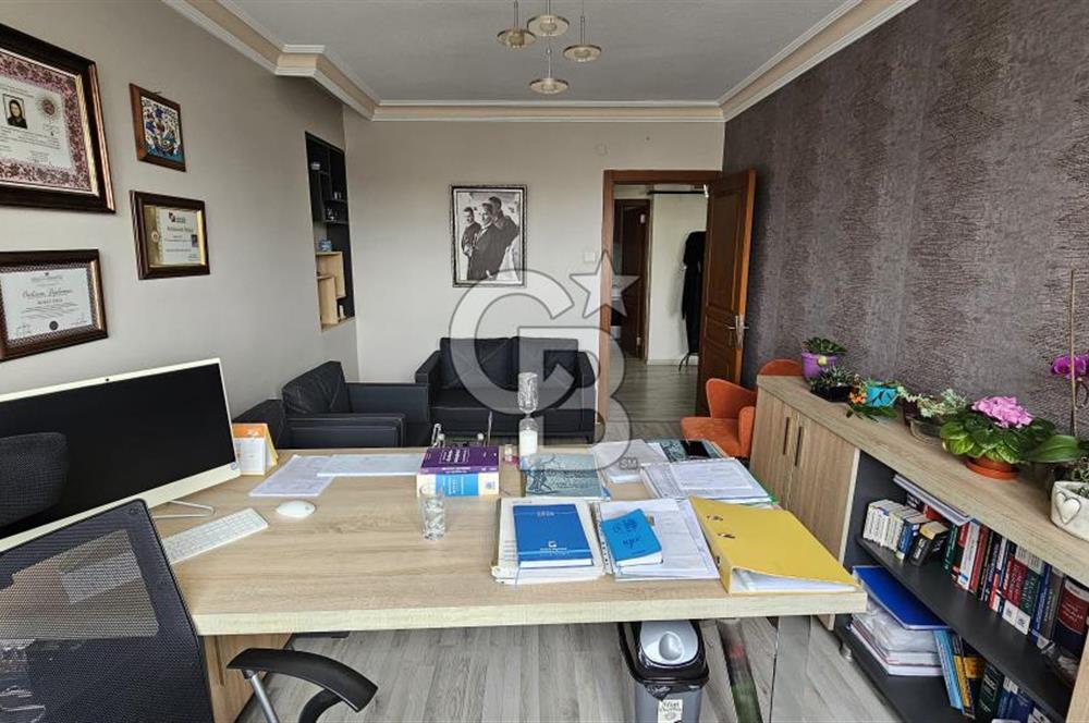 Kızılay da SATILIK Özel Yapılı 2+Sekreterya Kombili Home Ofis