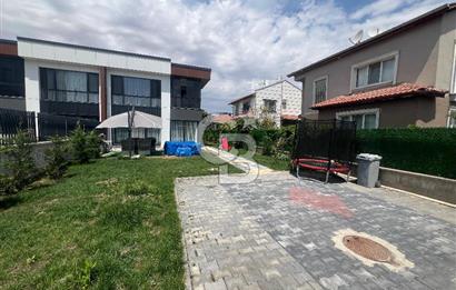 BAĞLICADA MÜKEMMEL KONUMDA SATILIK VİLLA