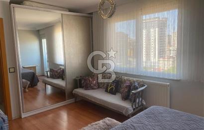 Ümraniye BE-SA Sitesinde Satılık 4+1 Balkonlu 145m2 Brüt Daire