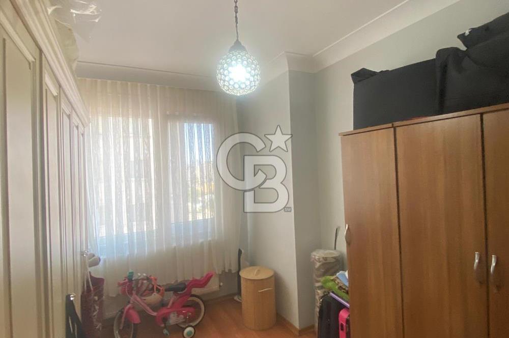 Ümraniye BE-SA Sitesinde Satılık 4+1 Balkonlu 145m2 Brüt Daire