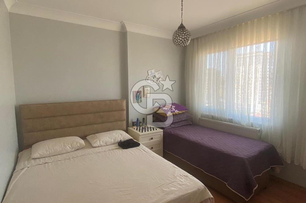 Ümraniye BE-SA Sitesinde Satılık 4+1 Balkonlu 145m2 Brüt Daire