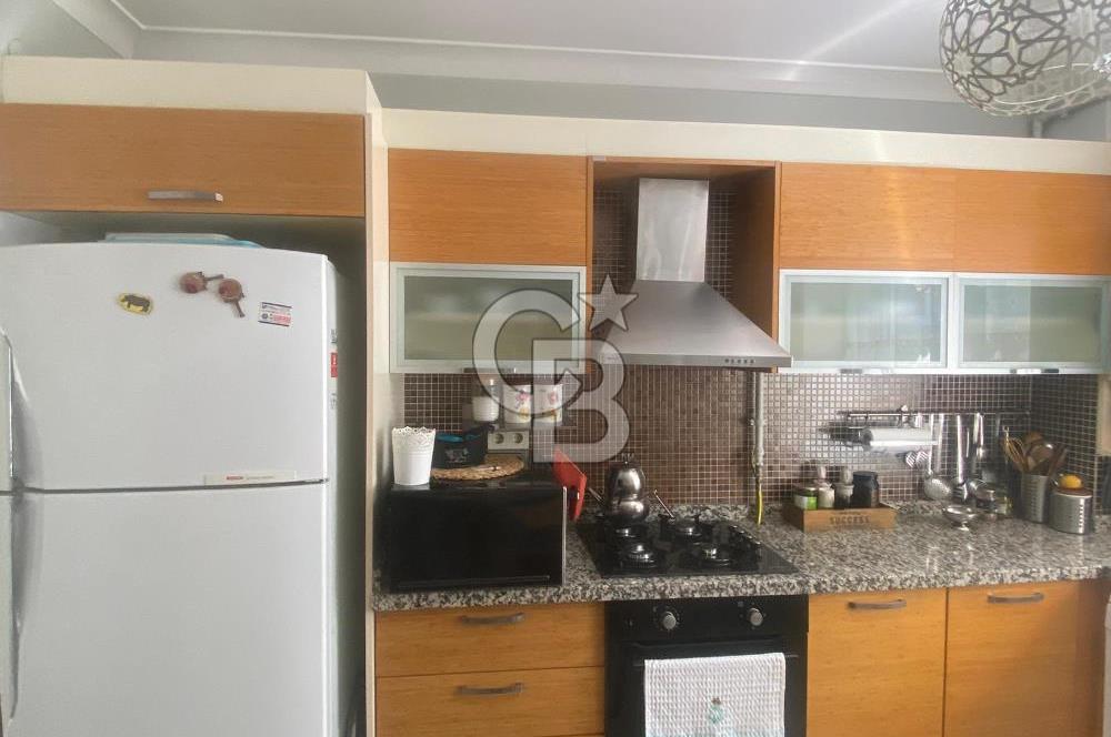 Ümraniye BE-SA Sitesinde Satılık 4+1 Balkonlu 145m2 Brüt Daire