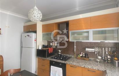 Ümraniye BE-SA Sitesinde Satılık 4+1 Balkonlu 145m2 Brüt Daire