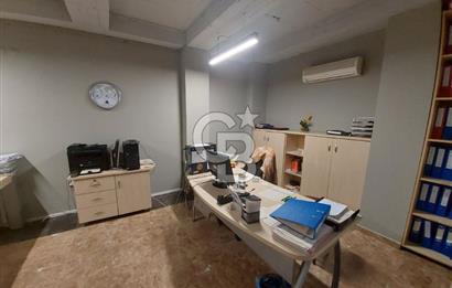 BORNOVA'DA PİRAMİT İŞ MERKEZİNDE SATILIK 260M2 OFİS...