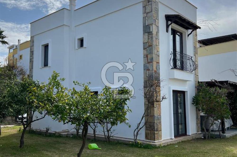 YALIKAVAK TİLKİCİK KOYU SÜPER LÜKS EŞYALI 3+1 255 m² KÖŞE VİLLA